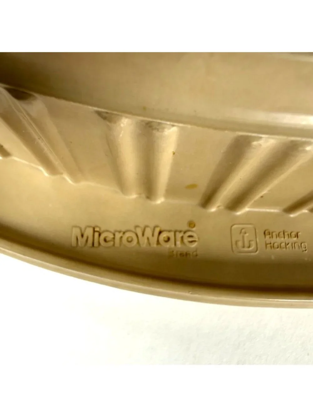 Anchor Hocking Microware 2-Piece Brown Microwave Cookware Grill & Base PM407/T1